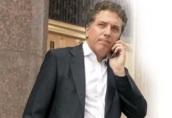 La oposición criticó a Dujovne y Cristina lo comparó con Cavallo