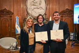 Distinguen a dos investigadores argentinos por usar Inteligencia Artificial en el desarrollo de medicamentos