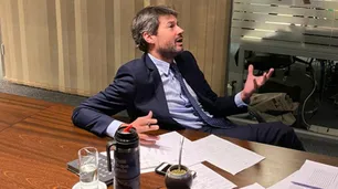 Lammens expuso ante Diputados: "Se ayudó a casi todo el sector turístico"