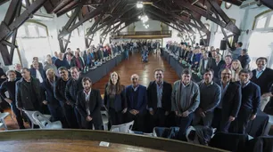 Qué intendentes oficialistas apostaron a la campaña sin Macri ni Vidal y ganaron