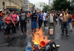Manteros: "Tienen la osadía de decir que tenemos que hacer un curso"