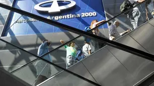 El aeropuerto de Ezeiza incorporó puntos de venta con IA