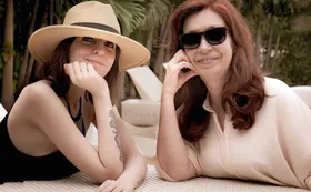 Florencia Kirchner apuntó contra el macrismo y los "orangutanes de la Justicia": "Me enfermaron"