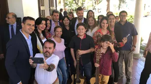 Tinelli suma fotos, pero aún no consigue apoyos firmes a su candidatura