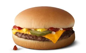 McDonald's aumentó el precio de su hamburguesa por primera vez en 14 años en el Reino Unido