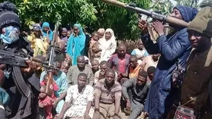 Secuestran cerca de 280 alumnos en un ataque contra una escuela en Nigeria