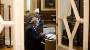 Alberto Fernández hace tiempo para ganar aire, pero el propio Frente de Todos le exige más cambios