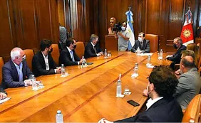 YPF busca avanzar en la ejecución de proyectos de energía renovable en Santiago del Estero