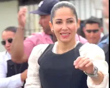 Entre chalecos antibalas y detectores de metales, votó la candidata de Rafael Correa en Ecuador