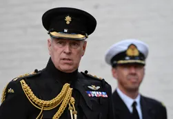 Camino al juicio por abuso sexual, el príncipe Andrés fue despojado de sus cargos militares