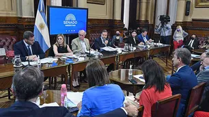 El oficialismo negocia los votos para la sanción de la reforma de la Magistratura