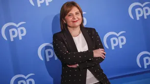 "No se puede mantener lo público arruinando lo privado": el discurso de una dirigente española que compartió Macri