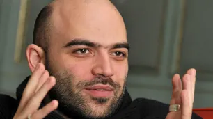 El capo de La Camorra que amenazó a dos periodistas durante su juicio fue condenado otra vez