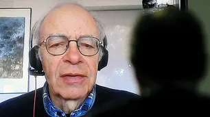 Peter Singer: "Si hay más muertos por pobreza que por coronavirus, la cuarentena sería un error"
