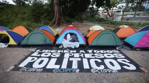 Venezuela: liberaron a otros 17 presos políticos, entre ellos al líder sindical José Elías Torres