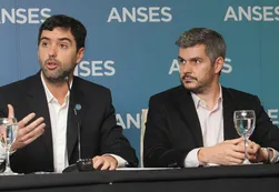 Marcos Peña y Emilio Basavilbaso anunciaron el segundo aumento anual de jubilaciones y AUH