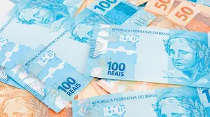 A cuánto cerró el real blue hoy, lunes 6 de mayo de 2024