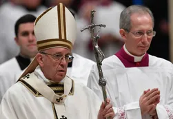 Misa de Gallo: el Papa pidió caridad y hospitalidad con los migrantes