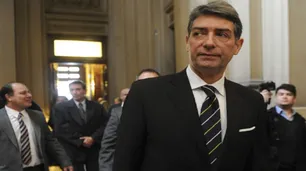 Gil Domínguez sobre el bimonetarismo: “Si reduce la moneda a su mínimo valor es inconstitucional”