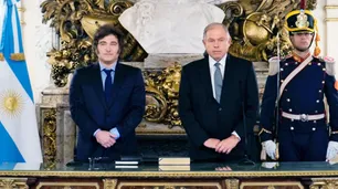 Werthein explicó que no irá al acto del Papa por un "desencuentro" con Chile