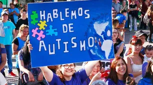 "Solo quiero que se hable de autismo": la lucha de una madre que tiene dos hijos con TEA