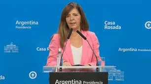Gabriela Cerruti justificó el "home office" estatal y esquivó hablar de las vacaciones de Volnovich y Ferraresi