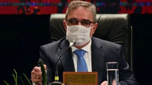 Raúl Jalil: "En Catamarca estamos en semáforo rojo”