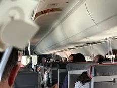 Pesadilla aérea: un avión de American Airlines cayó casi 6 mil metros en seis minutos