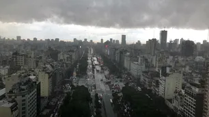 Intenso temporal de lluvia y granizo cae sobre Buenos Aires y el Conurbano