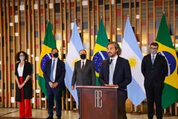 Santiago Cafiero logró bajar la pelea con Brasil que puso en riesgo el Mercosur