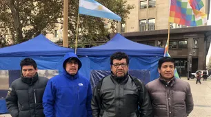 Comunidades de pueblos originarios acampan en Plaza de Mayo