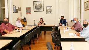 Paritaria docente: acordaron una suba salarial del 32% en tres pagos