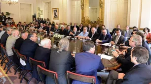 Cumbre de la CGT: sindicatos pedirán paritarias adicionales, pero por separado