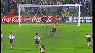 El penal de Martín Palermo con dos pies: la histórica controversia reglamentaria entre Boca Juniors y Platense
