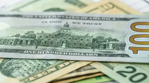 El dólar blue cerró en baja este miércoles 3 de junio y el Banco Central volvió a comprar dólares