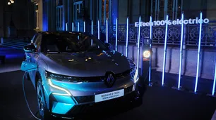 Historia y tecnología: Renault presentó el Megane E-Tech 100% eléctrico en una noche mágica en el Teatro Colón