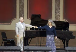 Miles de personas disfrutaron del concierto de Martha Argerich y Daniel Barenboim