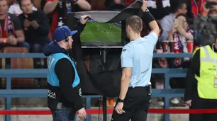 La muerte del fútbol | El VAR es una puñalada por la espalda | (Novena entrega)