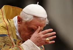 Pedofilia: vinculan al hermano de Benedicto XVI con más de 500 casos