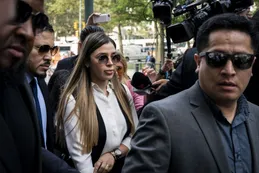 La esposa del "Chapo" Guzmán permanecerá detenida sin derecho a fianza