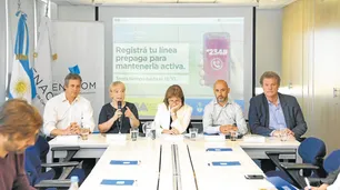 Celulares: se registraron 200 mil líneas prepagas en solo seis horas