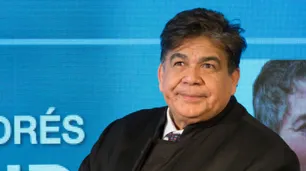 Mario Ishii tiene Covid-19 y por "cuestiones preventivas" fue trasladado a un centro de salud