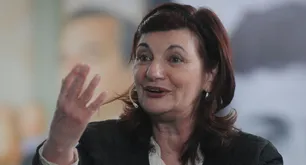 Kelly Olmos cantó un himno peronista en pleno debate por la reforma laboral
