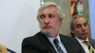 La oposición acusa a Julio Conte Grand de estar "al servicio de Vidal"