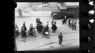 Revelan fotos inéditas del gueto de Varsovia en el Día de Conmemoración a las víctimas del Holocausto