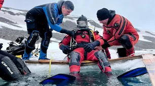 El histórico curso de buceo que realizó la Armada Argentina en las aguas polares de la Antártida