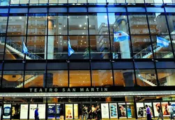 El teatro San Martín reabre con una fiesta en plena calle Corrientes