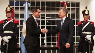 Cómo funciona la doble táctica del Gobierno con Venezuela