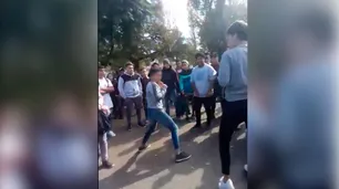 El "Club de la pelea" en General Rodriguez: adolescentes pactan duelos y se enfrentan en plazas