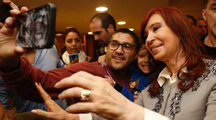 "Sinceramente" de gira: CFK hace campaña en el interior